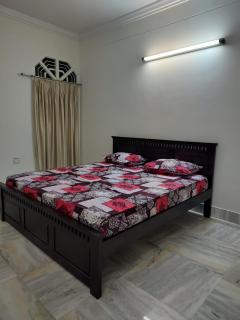 PJ2 Luxury Home stay - 7