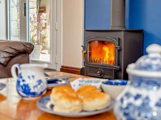 2 Bed in Trebudannon TREBU - 5