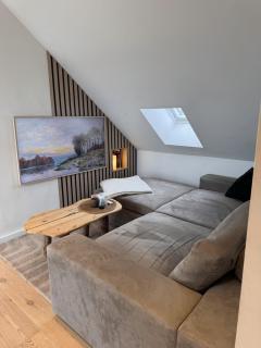 Modern 3-bedroom apartment with a view - 2