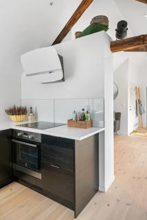 Modern 3-bedroom apartment with a view - 6