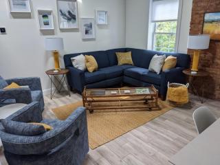 Luxury Stay Steps from Downtown Saratoga Springs Water - 9