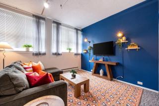 Downtown Penthouse, Vintage 2bd Gym #1 - 3