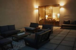 Downtown Penthouse 5bd VIEWS Parking, Gym, Pool - 4