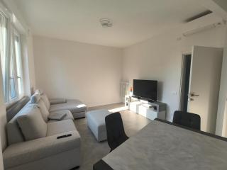 Modern Apartment - 10 Min to the Sea - 4