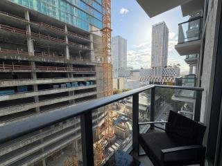 Downtown Studio Steps from Kaseya Center - 6