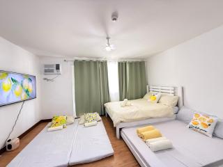 Studio For 2-6 Pax Near SM Lanang with Fast Wifi - 0