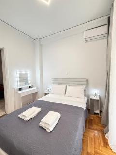 Johnnys cozy apartment in Kallithea - 9