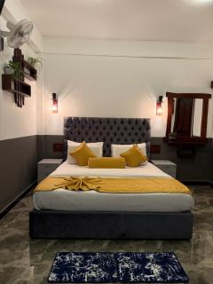 Silent Shade Ella - 1