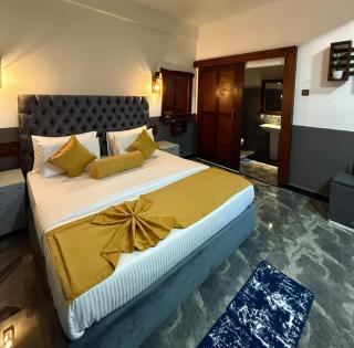 Silent Shade Ella - 5