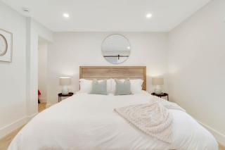 Cozy Cottage on Pine - 2 - 0