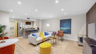 Hybrid Resi - London, Oyster Wharf near Clapham Junction station - 7