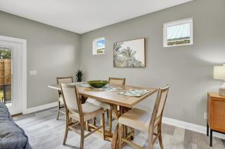 Book Me Baby! Whispering Palms at PCB - 4