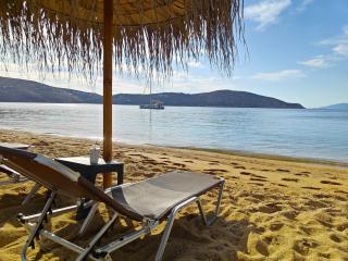 Liva Mare - Serifos - 1