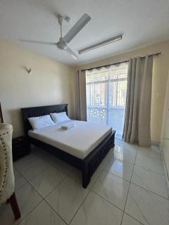 Kwetu Faroes Studio apartment in Bamburi - 8