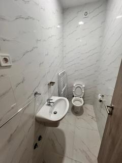 Sunset Serenity 2BR Home 5Min To The Beach - Praia - 2