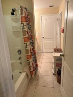 Cape Coral Private Pool Home Sleeps 10 King Bed Great Wifi Near SunSplash Fort Myers Beaches - 3