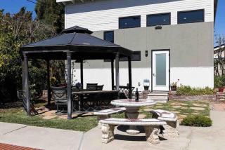 Berenice Tiny House Oasis Patio Pool House - 4