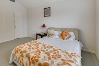 Garland TX 3BR Private Pool King Bed Sleeps 10 Near Firewheel and Dallas - 1