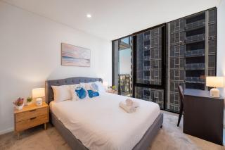Extra-Large 2Bed 2Bath Apartment | FREE Parking - 5
