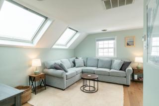 2BDR Coastal Getting Away Walk to Beach Sleeps 6 - 4