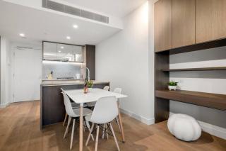 66th floor city skyline view 3b2b escape - 9