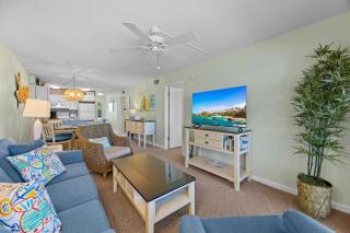 Mariner Pointe 1022 - 5