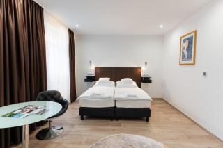 Littke Pezsgőház - 7