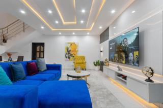 Unique Apartment - 2