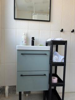 Studio neuf proche thermes - 3