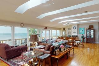 Waterfront Family Retreat on Choctawhatchee Bay! - 4