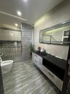 Elysium tower 1 & 2 BHK Opposite to Centaurus Mall Easystay - 9