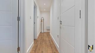 'Meridian One' 2BR Premium Executive Apt SS-F5-2B1B - 7