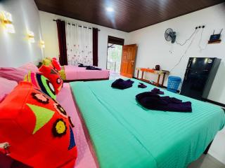 Mounts View Plaza - 9