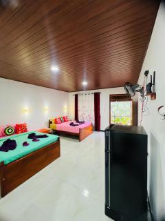 Mounts View Plaza - 1