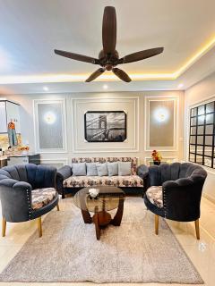 1 BR Suite Near Airport-5 Mins Drive - 7