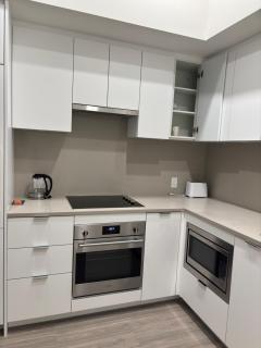 1bed and 1bath sky suit - 7