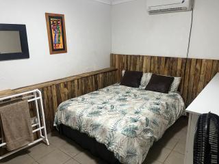 ROCKABILLY RANCH Self-Catering Guest Units - 7