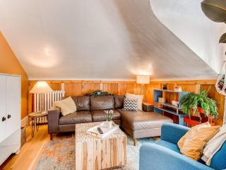 Charming Carriage House in Capital Hill - 3