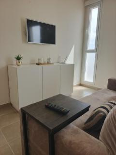 Depto tranquilo y equipado cerca del mar - 8