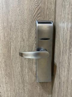 two rooms, with a hall 104 شقة غرفتين وصاله - 7