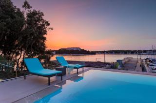 Villa Sail near Medulin for 10 persons with 50 m2 heated pool, sea view & beachfront - 8