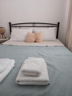 La Luna Sea View Home - 2