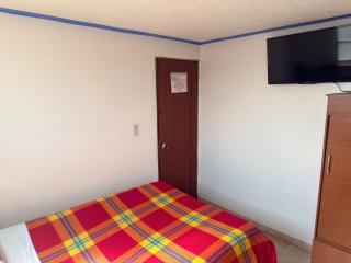 Hotel y Restaurante Los Almendros - 2