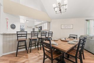 The Cozy Retreat - Stay for 10 - 5