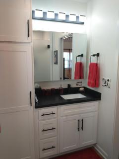 Garden Guest Cottage - 5