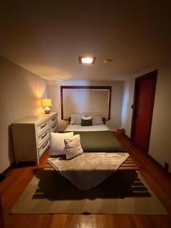 Beautiful Guest Cabin on Quiet Estate - 5