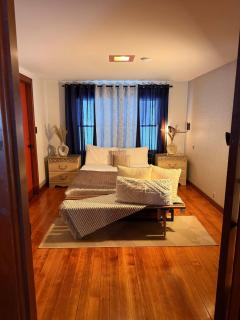 Beautiful Guest Cabin on Quiet Estate - 4