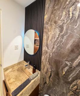 Ground Floor Apartment Top Area Near Beach and Stadiums - 9