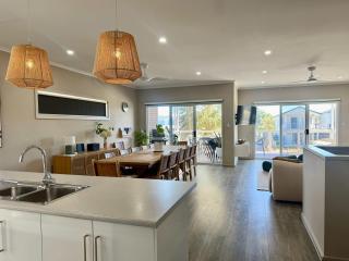 Aldinga Beach Reef Escape - 6