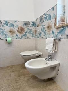 SkyView Apartment at Middletown - Sea View & Private Parking - 6